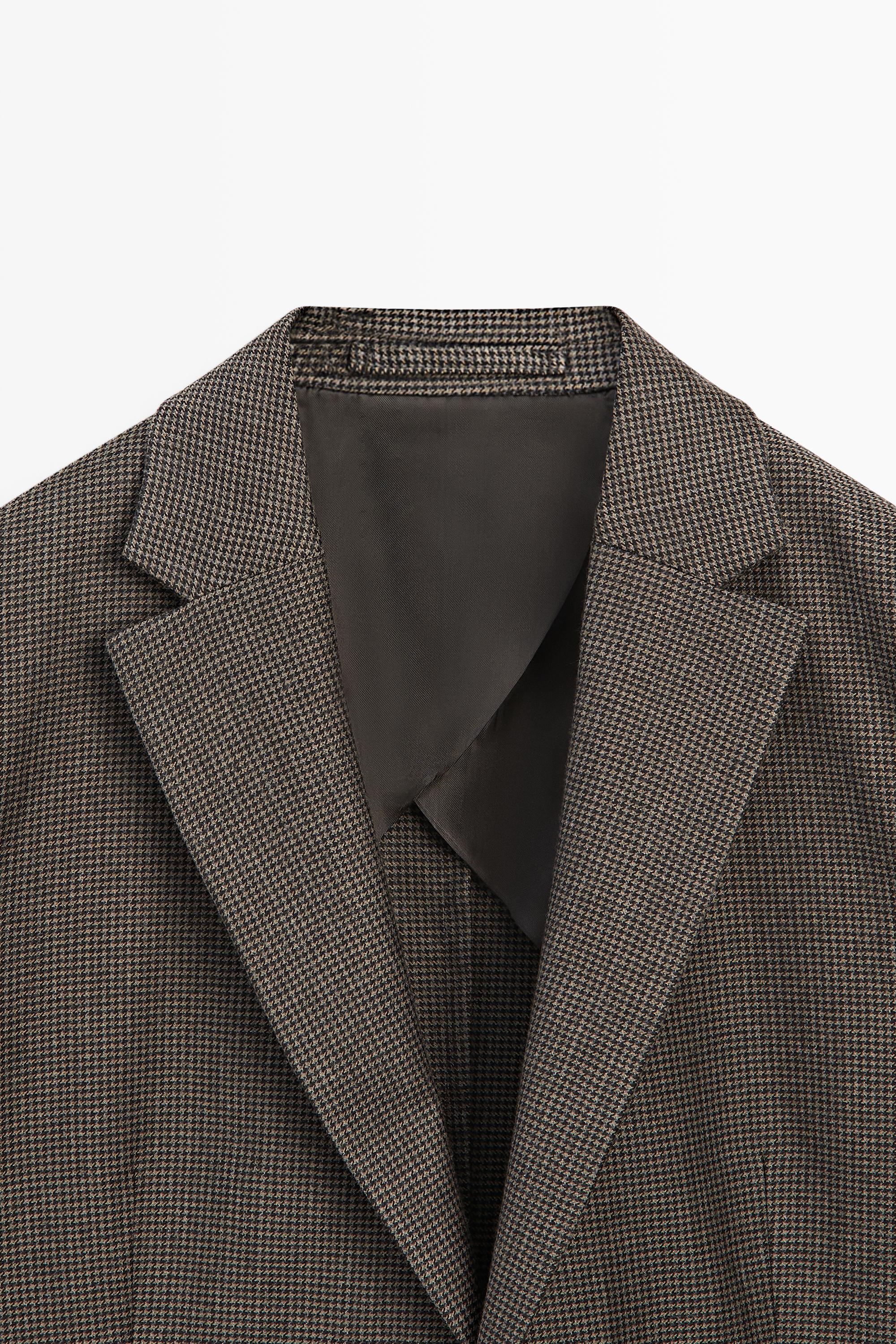 Wool-blend blazer with pocket details